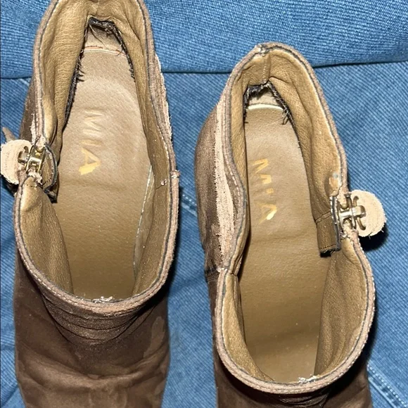 MIA Brown Ankle Booties with Braided Detail - Picture 4 of 5